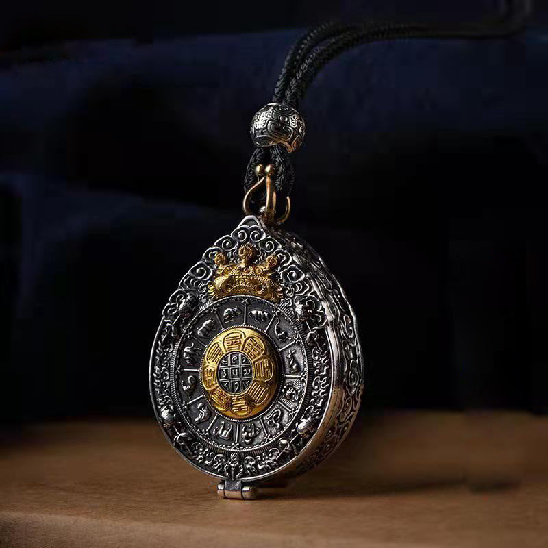 Bagua Pendant Necklace | Silver-Plated Eight Trigrams