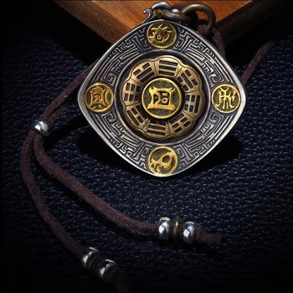 Collier pendentif taoïste des Cinq Montagnes sacrées, Taiji et Bagua