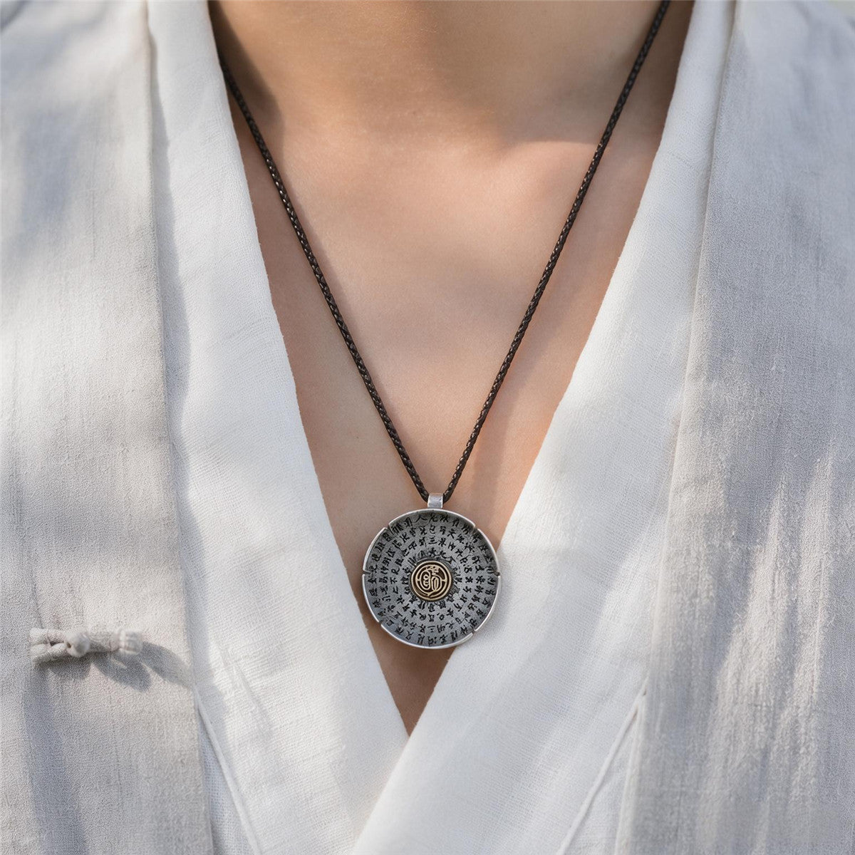 Collier pendentif du mantra de la lumière dorée taoïste