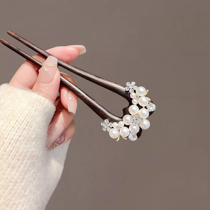 Épingle à cheveux en bois avec fleur en perles